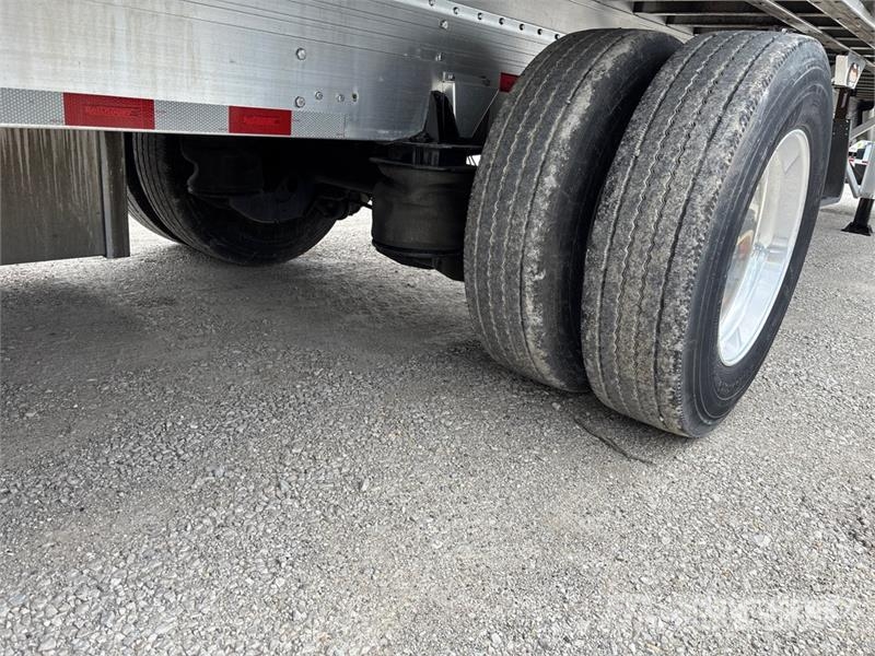 Reitnouer Max Miser 53 ft T/A Spread Axle Curtain Side Trail Тентовані причепи