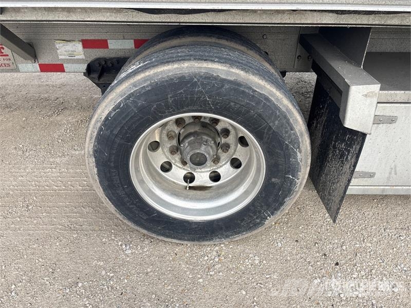 Reitnouer Max Miser 53 ft T/A Spread Axle Curtain Side Trail Tents