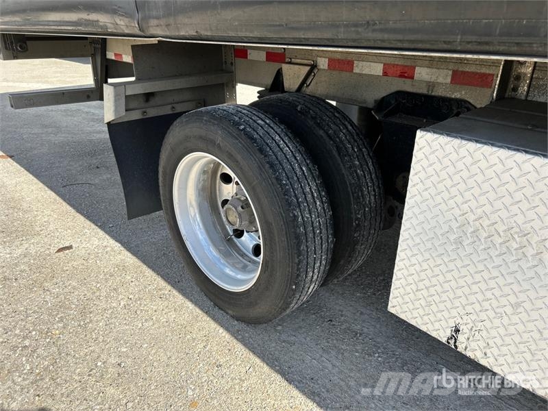 Reitnouer Max Miser 53 ft T/A Spread Axle Curtain Side Trail Curtainsider trailers