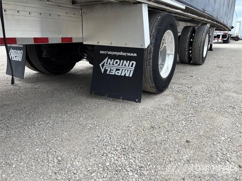 Reitnouer Max Miser 53 ft T/A Spread Axle Curtain Side Trail Тентовані причепи