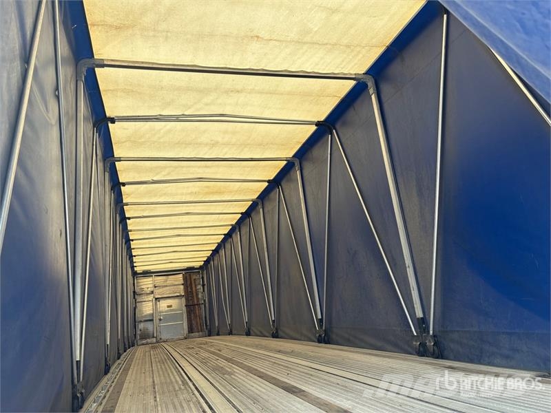 Reitnouer Max Miser 53 ft T/A Spread Axle Curtain Side Trail Тентовані причепи