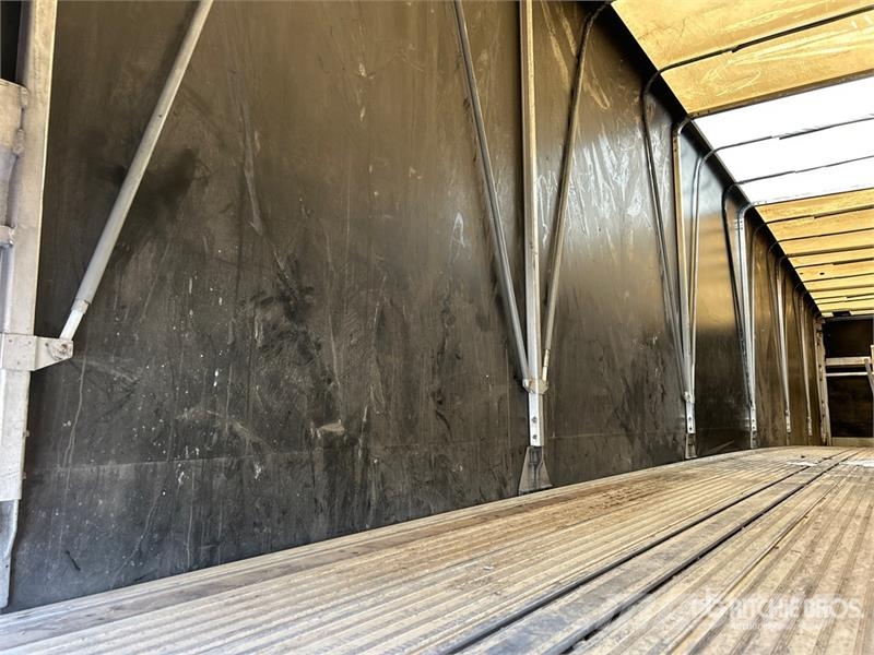 Reitnouer Max Miser 53 ft T/A Spread Axle Curtain Side Trail Curtainsider trailers