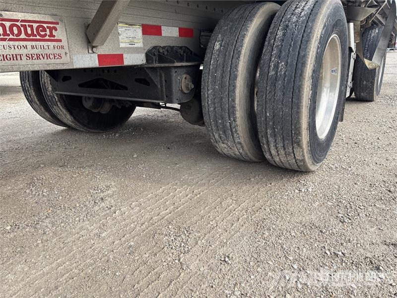 Reitnouer Max Miser 53 ft T/A Spread Axle Curtain Side Trail Tents
