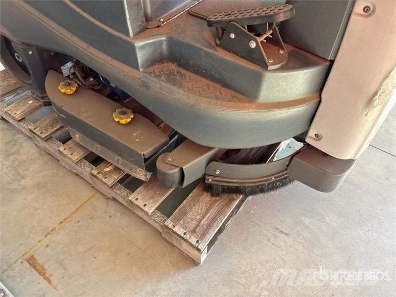 Ride-On Electric Floor Scrubber Weitere Anhänger