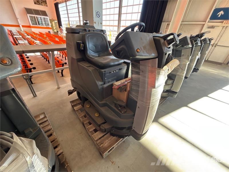  Ride-On Electric Floor Scrubber Weitere Anhänger