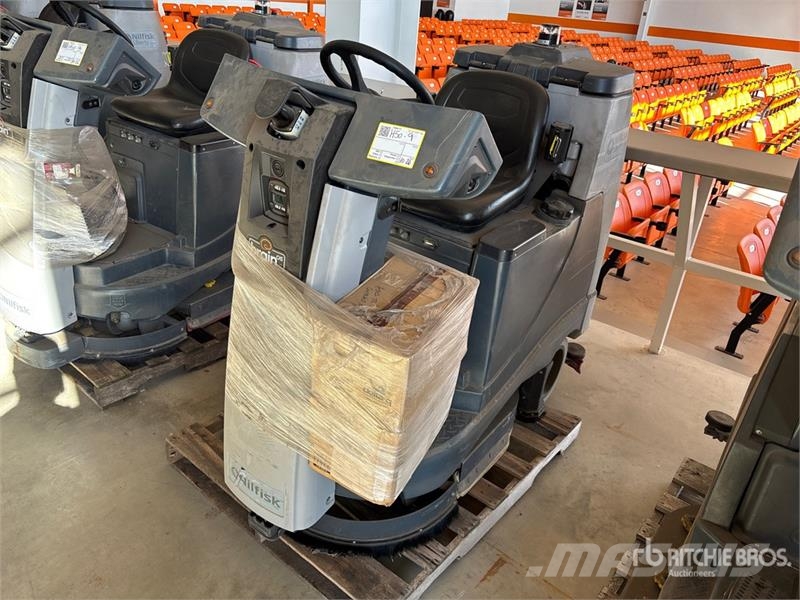 Ride-On Electric Floor Scrubber Weitere Anhänger
