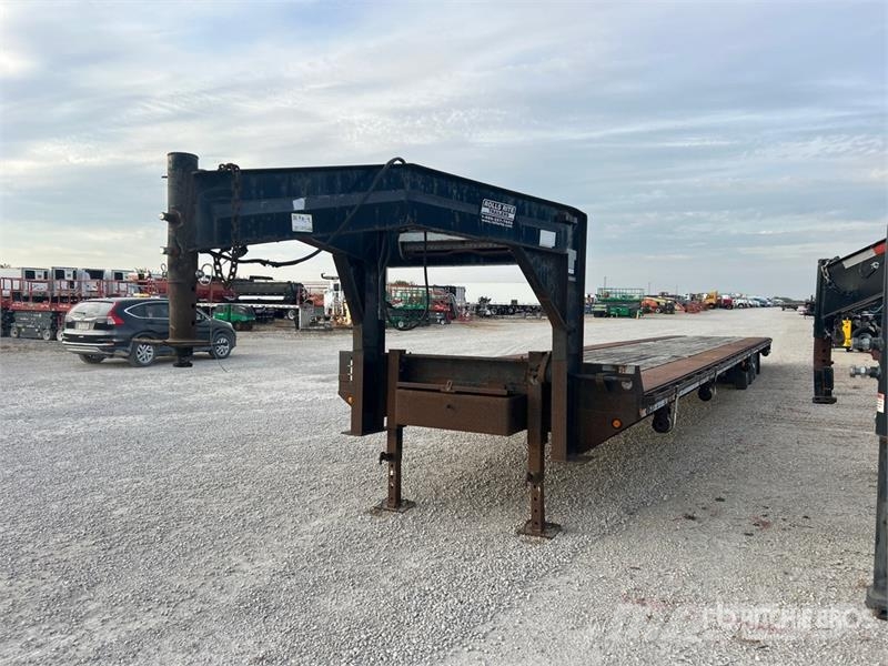 Rolls Rite 48 ft Tri/A Gooseneck Equipment Trailer Трейлери колесного транспортного засобу
