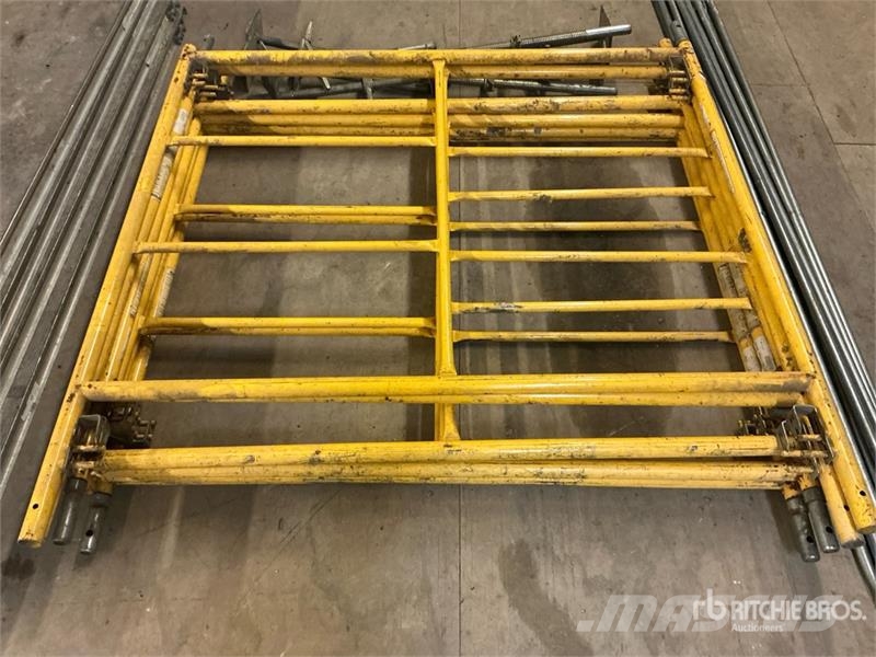  Scaffolding Gradbeni odri