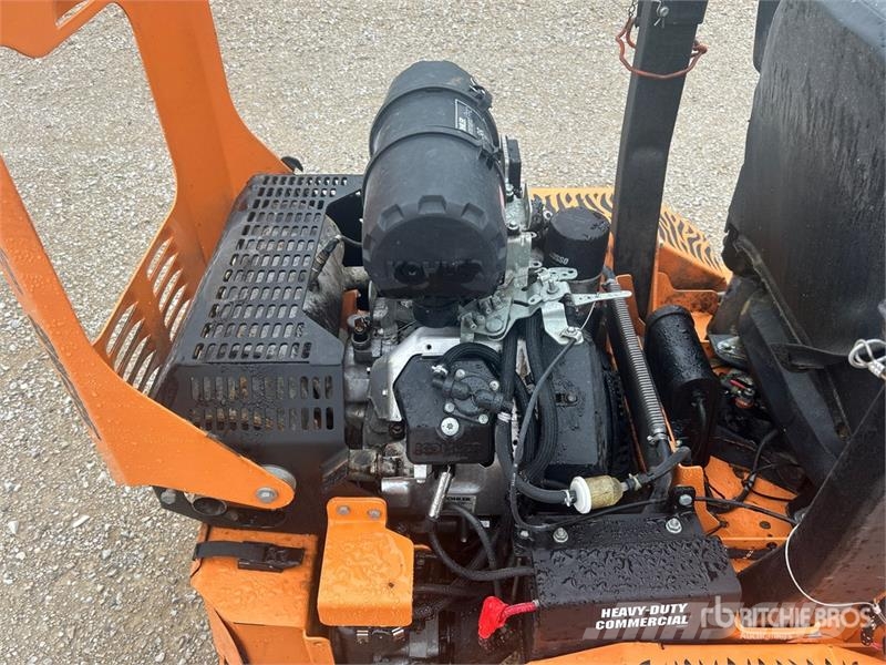 Scag Turf Tiger II Zero-Turn Lawn Mower Самохідні газонокосарки