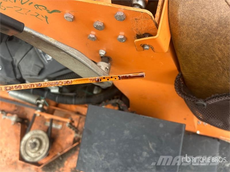 Scag V-Ride II FX Stand-On Lawn Mower Rijmaaiers
