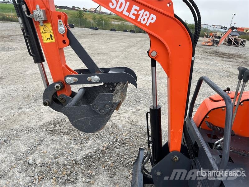 SDLANCH SDLE18P Mini Excavator حفارات صغيرة أقل من 7 طن (حفارات صغيرة)