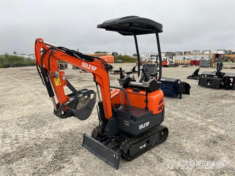 SDLANCH SDLE18P Mini Excavator حفارات صغيرة أقل من 7 طن (حفارات صغيرة)
