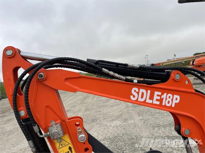 SDLANCH SDLE18P Mini Excavator حفارات صغيرة أقل من 7 طن (حفارات صغيرة)
