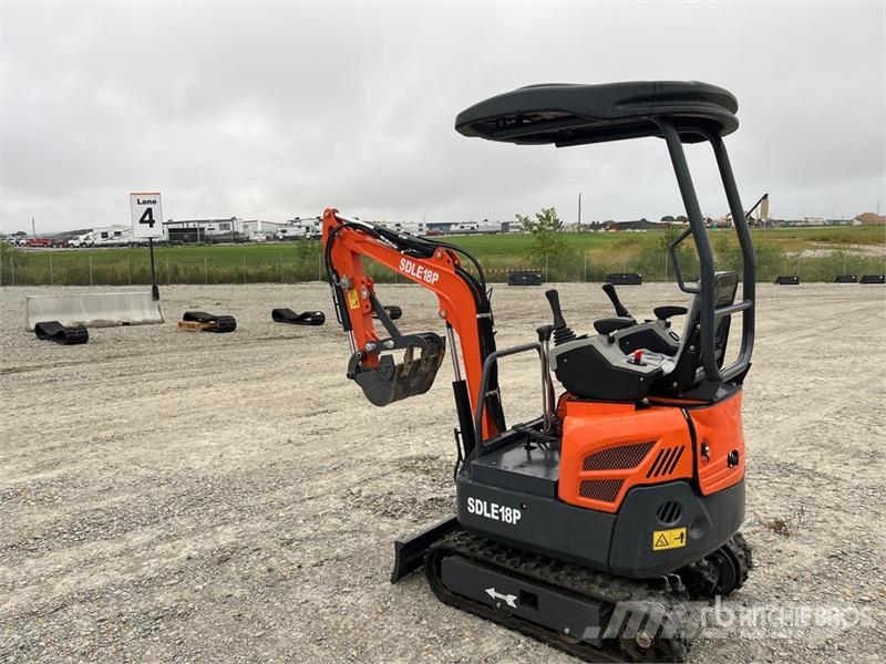 SDLANCH SDLE18P Mini Excavator حفارات صغيرة أقل من 7 طن (حفارات صغيرة)