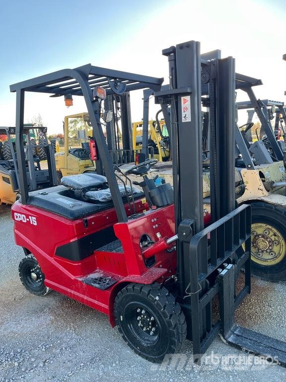 SDLOOL SL-E15 3300 lb Electric Forklift (Unused) 电动叉车