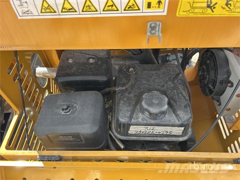SDLOOL SL-X1200J Stand-On Concrete Buggy (Unused) Zubehör