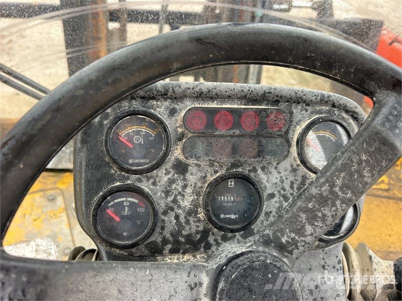 Sellick S160J3-4-001 16000 lb 4x4 Rough Terrain Forklift Visureigiai krautuvai