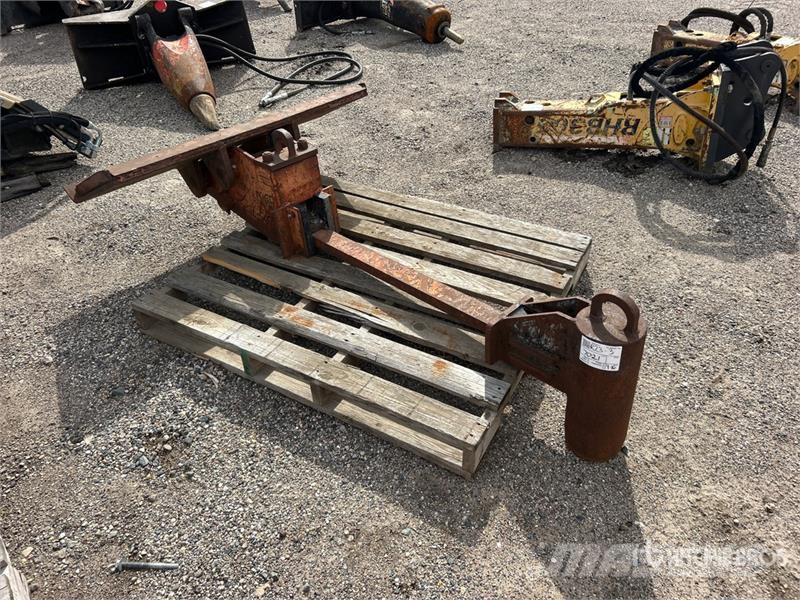 Skid Steer Post Driver Technika pro oplocení a ohrady