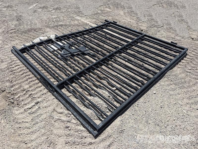 SKLP SK-14BL 14 ft x 7 ft Wrought Iron Bi-Parting Lauksaimniecība- Citi