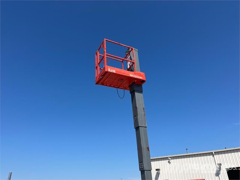 SkyJack SJ16 Jarbolne penjajuće platforme