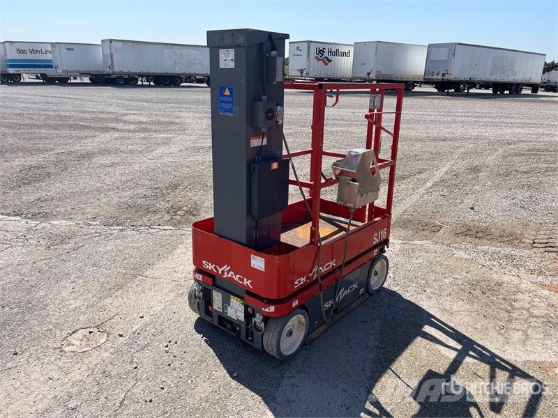 SkyJack SJ16 Jarbolne penjajuće platforme