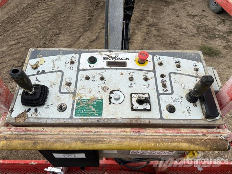 SkyJack SJ45T 4WD Diesel Telescopic Boom Lift Teleskoplifte