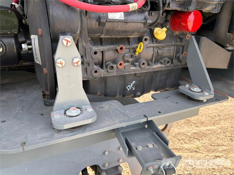 SkyJack SJ45T 4WD Diesel Telescopic Boom Lift Teleskoplifte