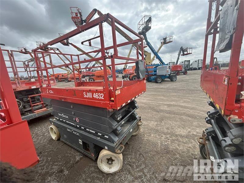 SkyJack SJ4632 Škarjaste dvižne ploščadi