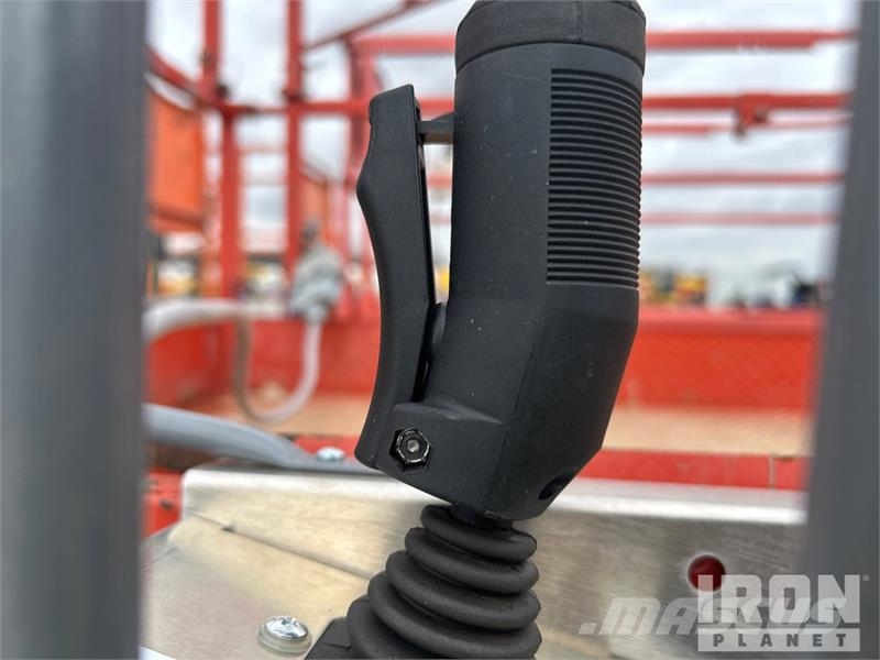 SkyJack SJ4632 Škarjaste dvižne ploščadi