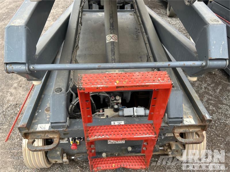 SkyJack SJ4632 Electric Scissor Lift 剪式升降機