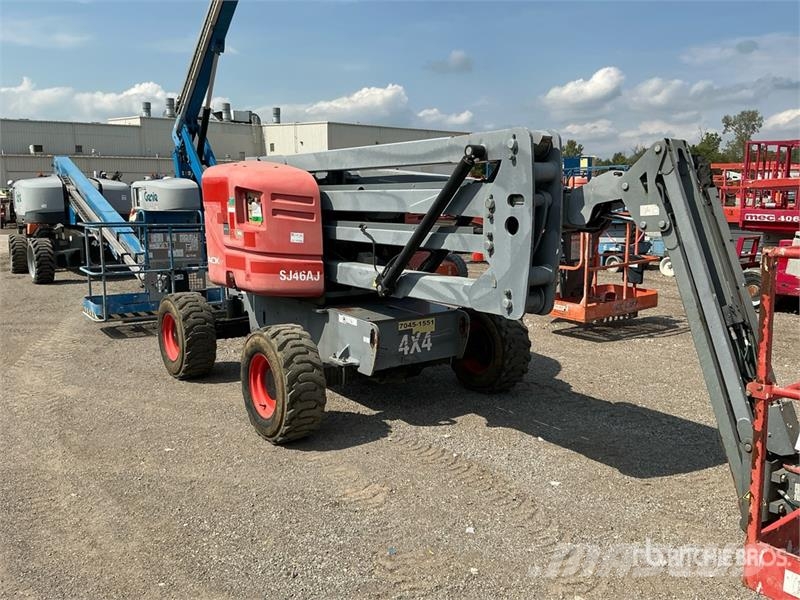 SkyJack SJ46AJ Articulating Boom Lift Zglobne dvižne ploščadi