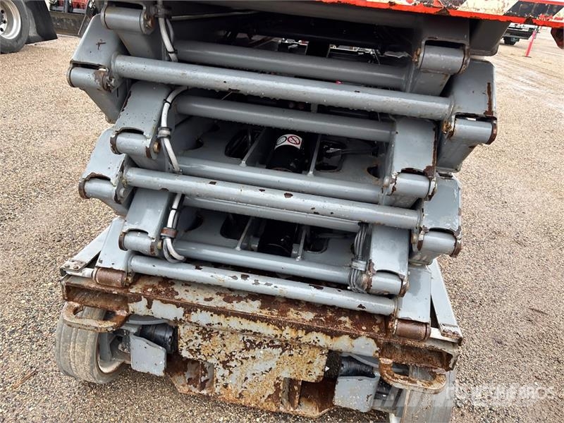 SkyJack SJ4740 Electric Scissor Lift Scheren-Arbeitsbühnen