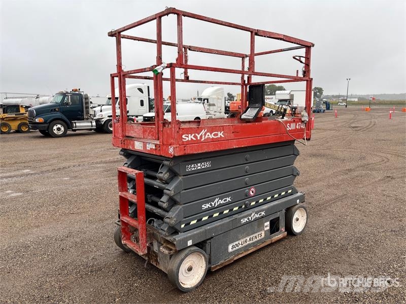 SkyJack SJ4740 Electric Scissor Lift Scheren-Arbeitsbühnen