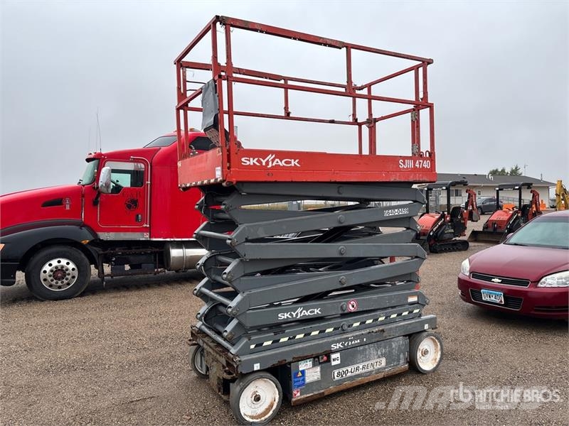 SkyJack SJ4740 Electric Scissor Lift Scheren-Arbeitsbühnen