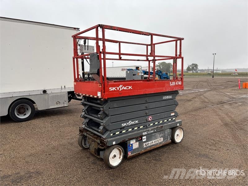 SkyJack SJ4740 Electric Scissor Lift Scheren-Arbeitsbühnen