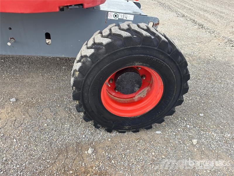 SkyJack SJ63AJ 4WD Diesel Articulating Boom Lift Articulated boom lifts
