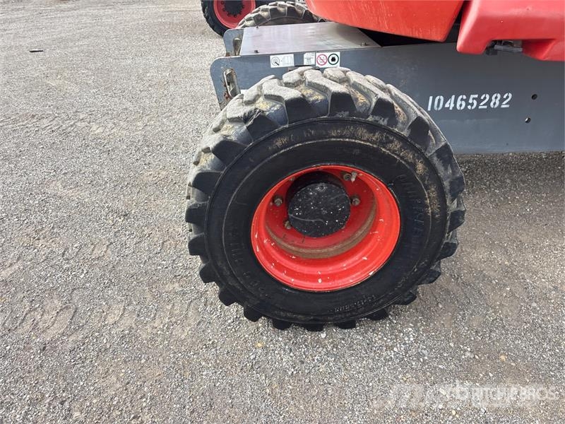 SkyJack SJ63AJ 4WD Diesel Articulating Boom Lift Articulated boom lifts