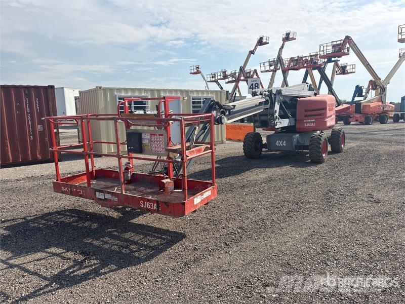 SkyJack SJ63AJ 4WD Diesel Articulating Boom Lift Zglobne dvižne ploščadi