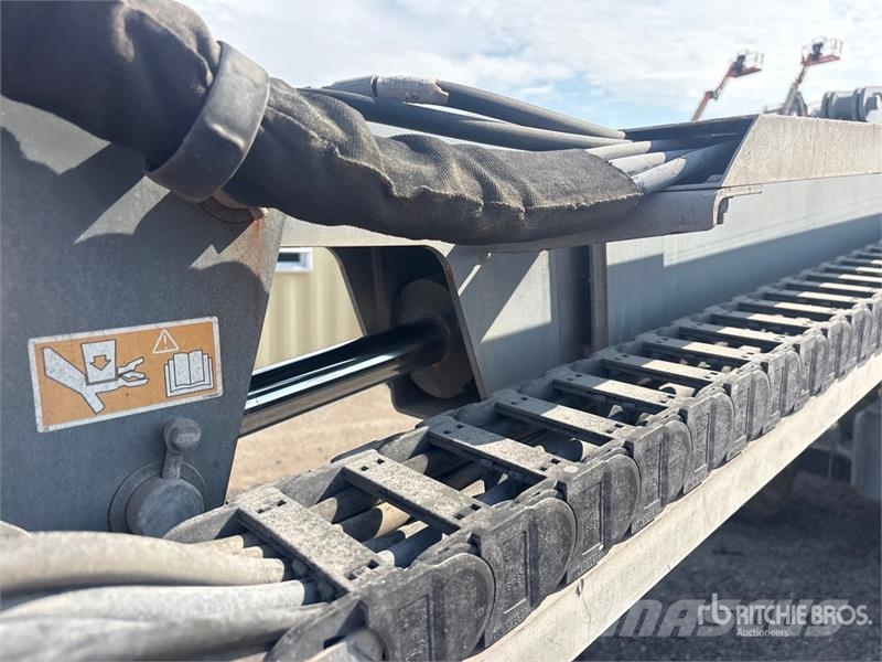 SkyJack SJ63AJ 4WD Diesel Articulating Boom Lift Zglobne dvižne ploščadi