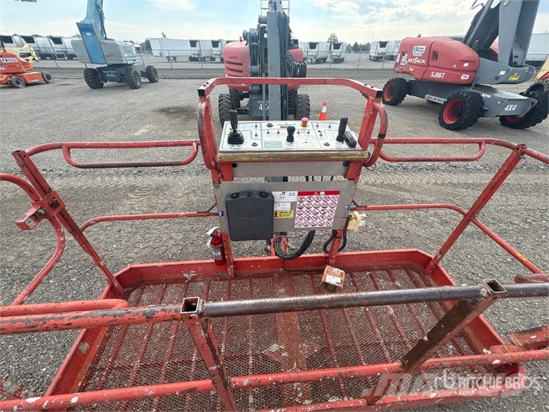 SkyJack SJ63AJ 4WD Diesel Articulating Boom Lift Articulated boom lifts