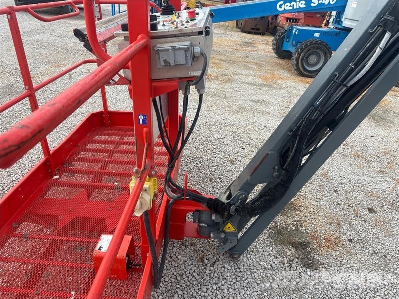 SkyJack SJ66T 4WD Diesel Telescopic Boom Lift Teleskooppipuominostimet