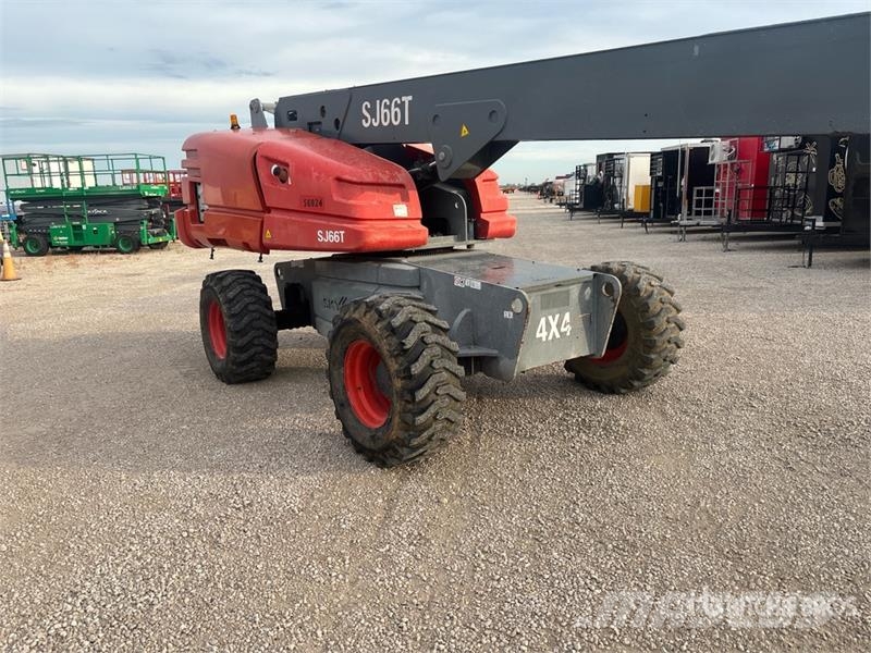 SkyJack SJ66T 4WD Diesel Telescopic Boom Lift Teleskooppipuominostimet