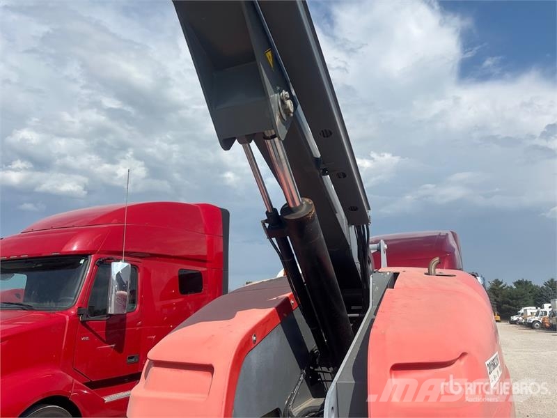 SkyJack SJ66T 4WD Diesel Telescopic Boom Lift Telescopic boom lifts