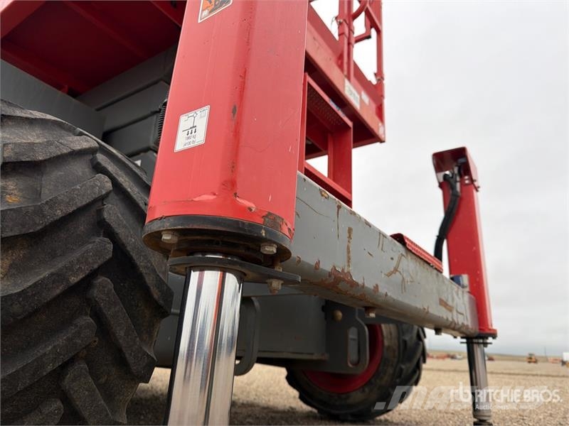 SkyJack SJ6832 RT Scheren-Arbeitsbühnen