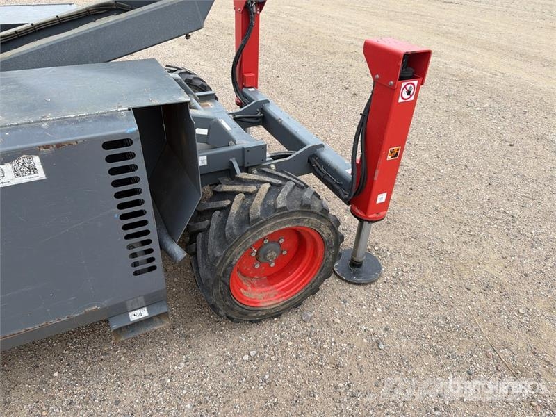SkyJack SJ6832 RT Scheren-Arbeitsbühnen
