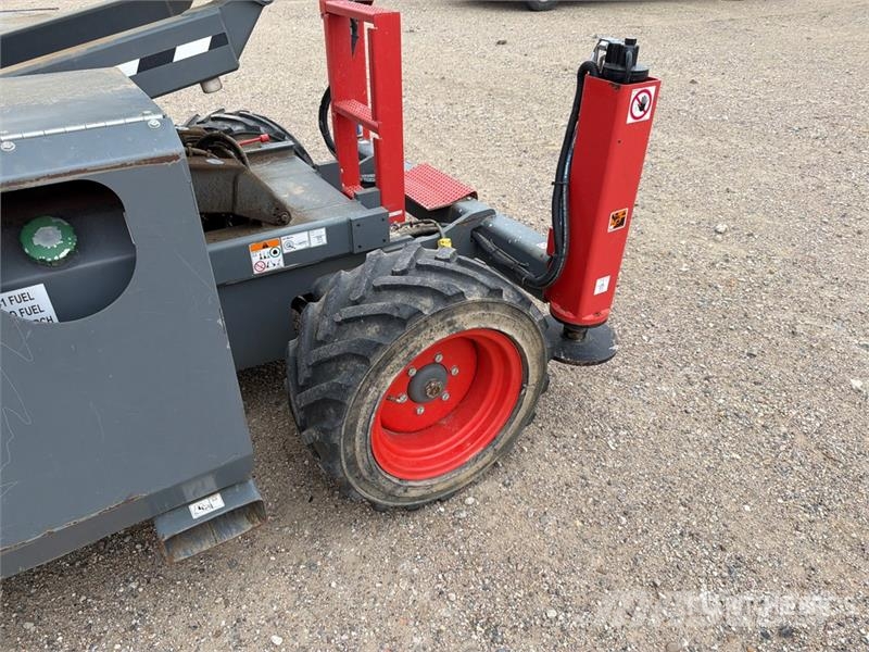 SkyJack SJ6832 RT Scheren-Arbeitsbühnen