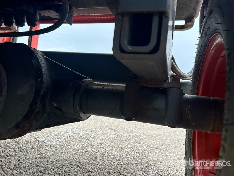 SkyJack SJ7135RT 4x4 Gasoline Scissor Lift Škarjaste dvižne ploščadi