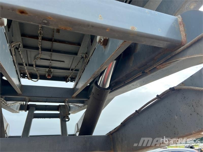 SkyJack SJ7135RT 4x4 Gasoline Scissor Lift Škarjaste dvižne ploščadi