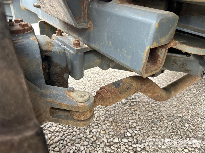 SkyJack SJ7135RT 4x4 Gasoline Scissor Lift Škarjaste dvižne ploščadi