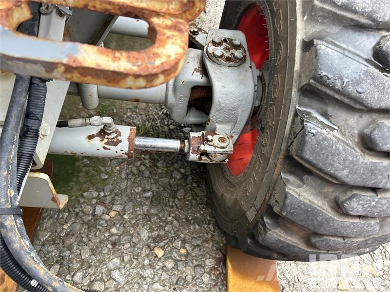 SkyJack SJ8243 Saxlifte